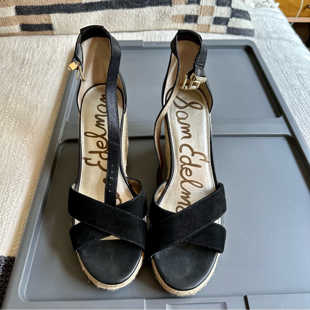 Sam Edelman Cream Espadrilles with Elegant Design